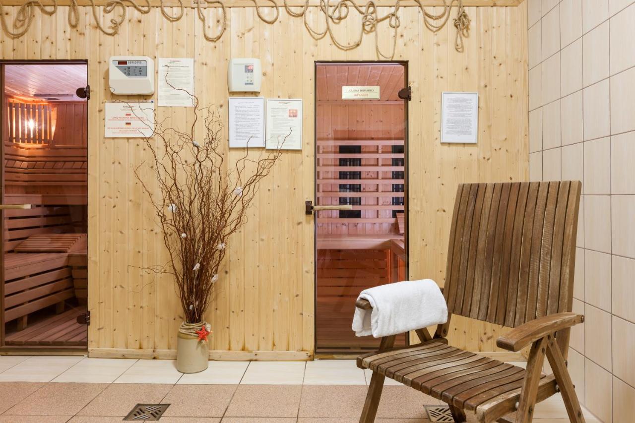 Bursztyn - Bernstein 3*