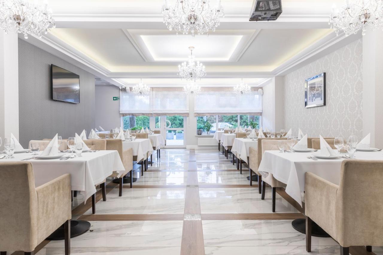 Bursztyn - Bernstein 3*